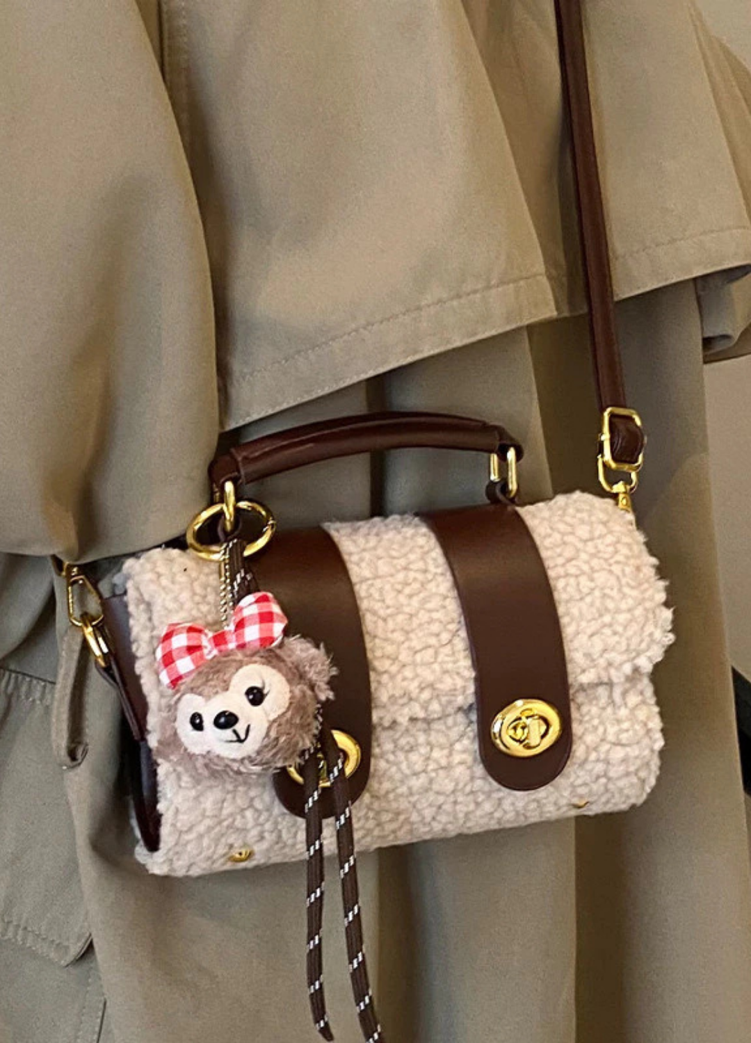Bolsa Boston Veludo + 30% OFF + EXCLUSIVIDADE